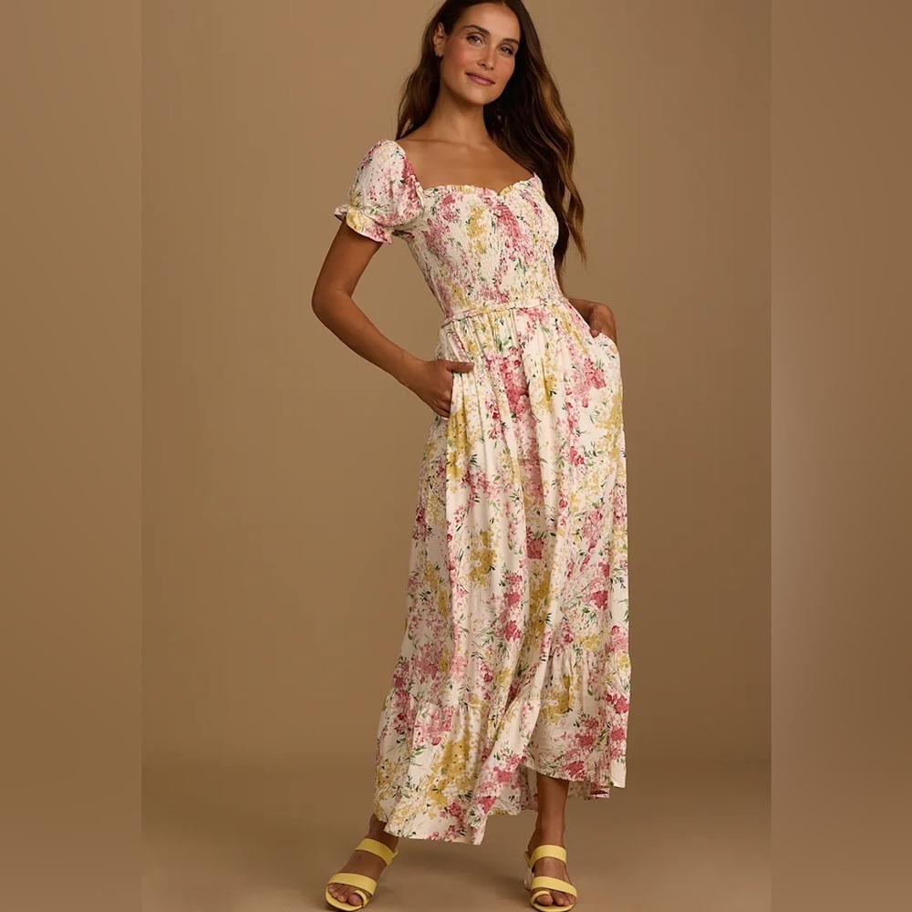 Lulus Smocked Floral Maxi Dress Size Small Pockets
